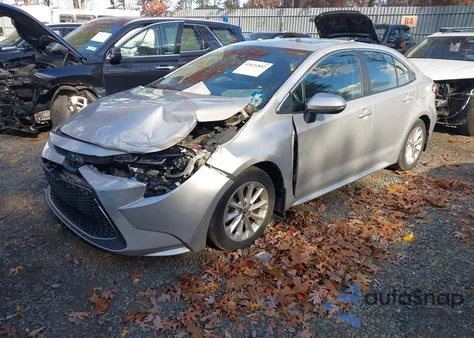 2020 Toyota Corolla Xle z USA, uszkodzony, nr VIN 5YFFPRAE8LP051440